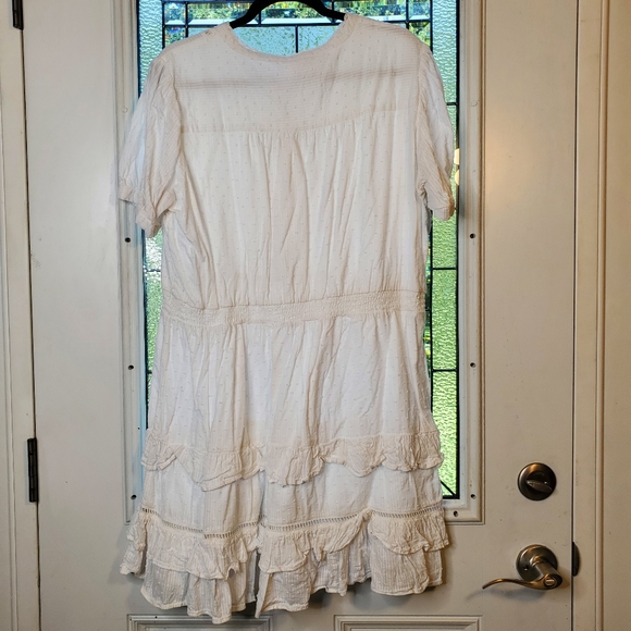 LC Frilly Dress - Picture 2 of 7